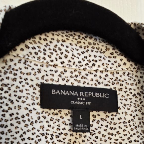 Banana Republic Button Down Blouse - Picture 4 of 5